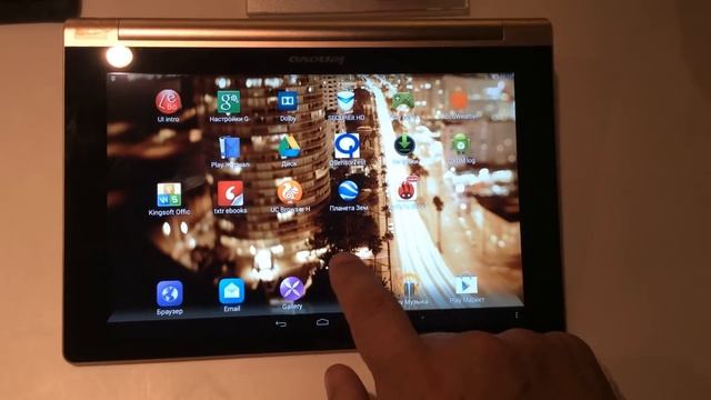 Lenovo Yoga Tablet HD+ с 10" Full HD экраном смотреть онлайн