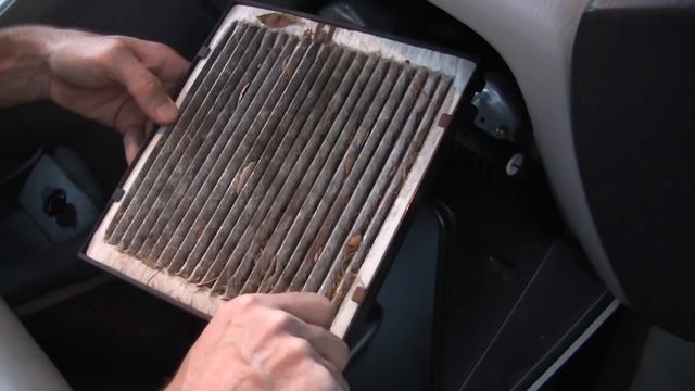 How to change a Cabin Air Filter in a Toyota Highlander смотреть онлайн