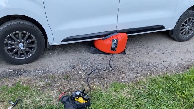 Надувной домкрат Слон Премиум 3т. смотреть онлайн