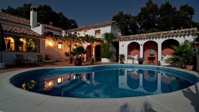 Get Homely Atmosphere From Brigade Oasis Bangalore...... смотреть онлайн