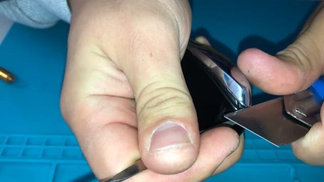 замена батарейки в смарт ключе фольксваген / replacing the battery in the Volkswagen smart key смотреть онлайн