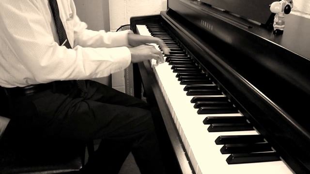 Howl's Moving Castle theme Yamaha Clavinova CLP 430 смотреть онлайн
