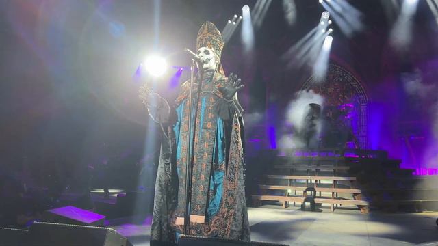 Ghost - Call Me Little Sunshine (Live) 4K смотреть онлайн