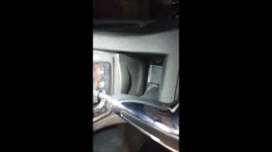 Где на ситроен с4 находится OBD разъем