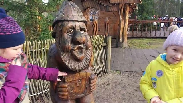 Беловежская пуща – где живет Дед Мороз в Белоруссии? Отдых зимой в Белорусии для детей! УмиТайм смотреть онлайн