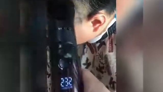 Электрическая машинка для стрижки волос, профессиональный светодиодный дисплей, 3 режима, двойной смотреть онлайн