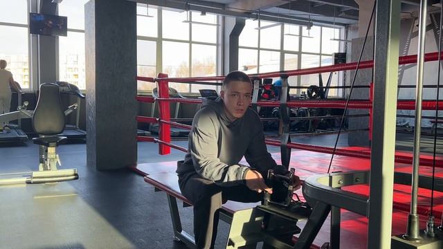 КАК НАКАЧАТЬ СПИНУ ДЕМОНА? | CUT смотреть онлайн