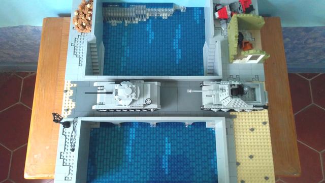 Lego Panzer 3 and Marder 38T on bridge MOC смотреть онлайн