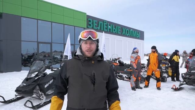 Крупнейший пробег на снегоходах в «Зеленых Холмах» смотреть онлайн