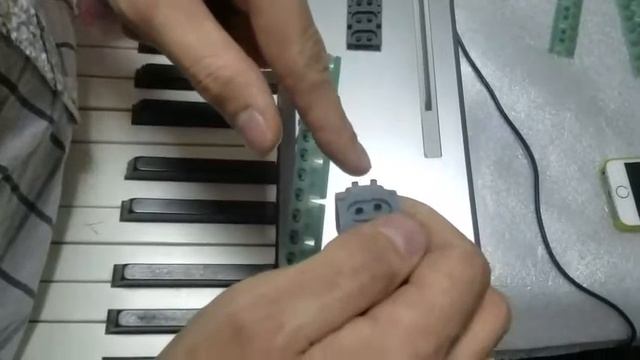 Casio PX 150 громко звучат клавиши и некоторые не работают.