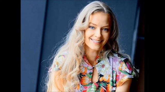 Самые красивые девушки России и зарубежья!The most beautiful girls in Russia and abroad! смотреть онлайн