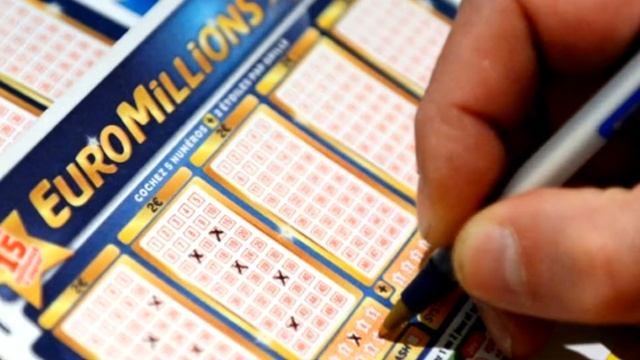 Россияне выиграли в лотерею 3 миллиарда рублей и не забрали выигрыш