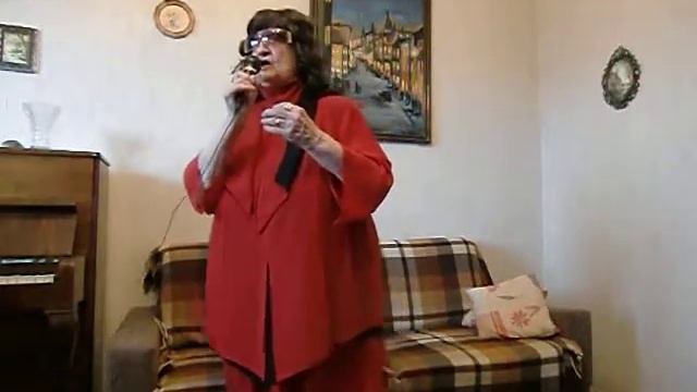 Vera Vassil'evna. Под кленами.AVI смотреть онлайн