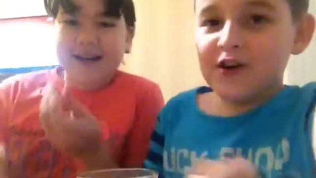 Едим грязные носки смотреть онлайн