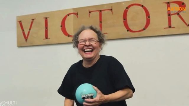 MultiBall Interactive Senior Game Wall v1 смотреть онлайн