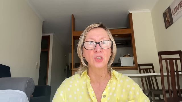 Самвел Адамян/"Хочешь,Сева, я ляжу прямо тут! Давай ляжу!" Надя, держите себя в руках - это стыдно! смотреть онлайн