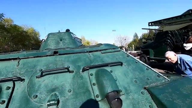 Парк победы ч2 военная техника смотреть онлайн