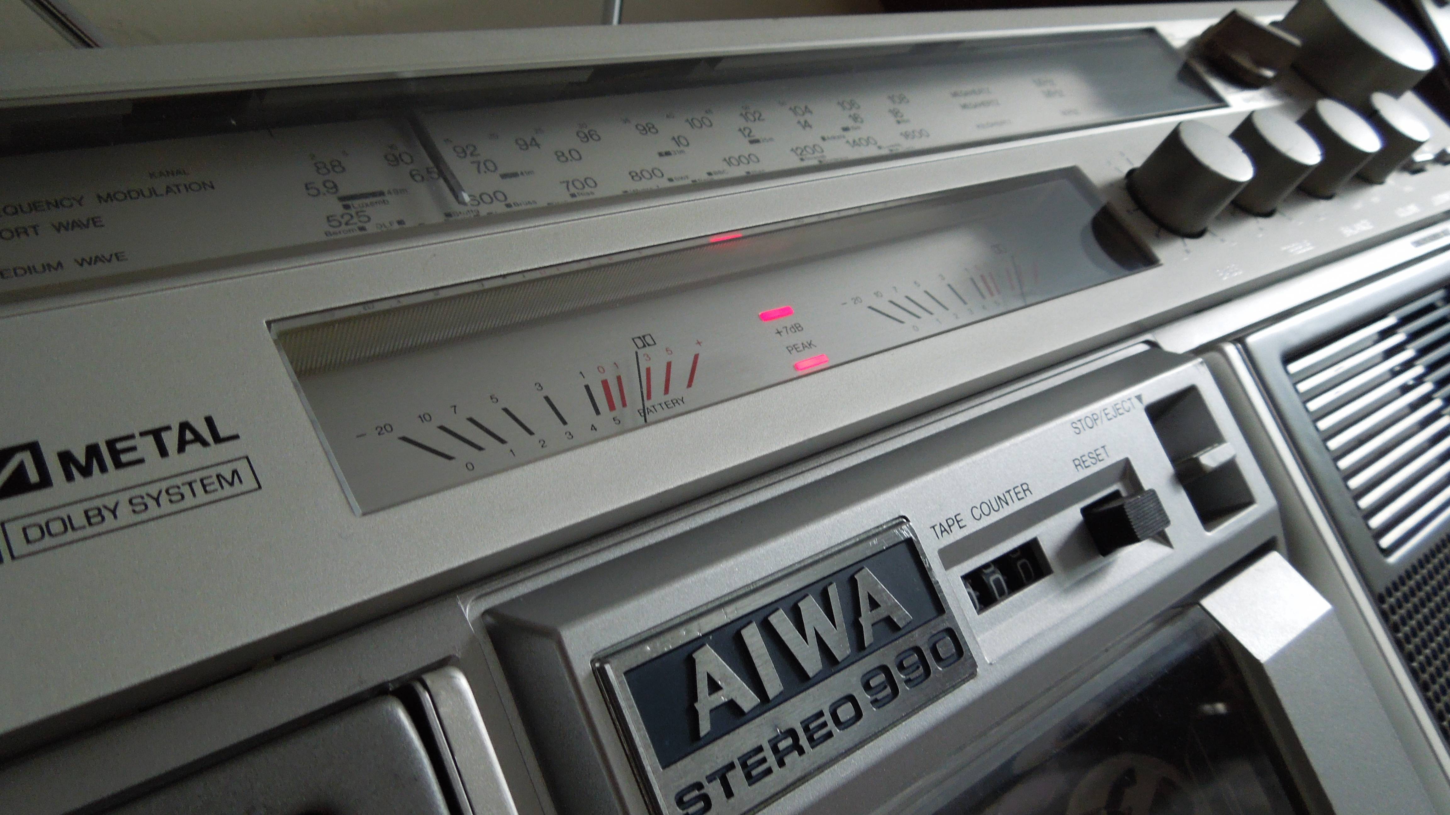 Aiwa TPR-990 смотреть онлайн