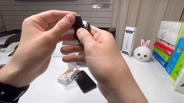 Bluetooth кнопка Ritmix RMH-020BTH (черный) смотреть онлайн