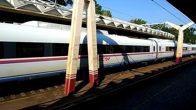 Speed train «SAPSAN» is Moscow -- Saint Petersburg. смотреть онлайн