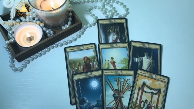 ДУМАЕТ ЛИ О СОВМЕСТНОМ БУДУЩЕМ? УНИВЕРСАЛЬНОЕ ОНЛАЙН ГАДАНИЕ / Школа Таро Golden Charm смотреть онлайн