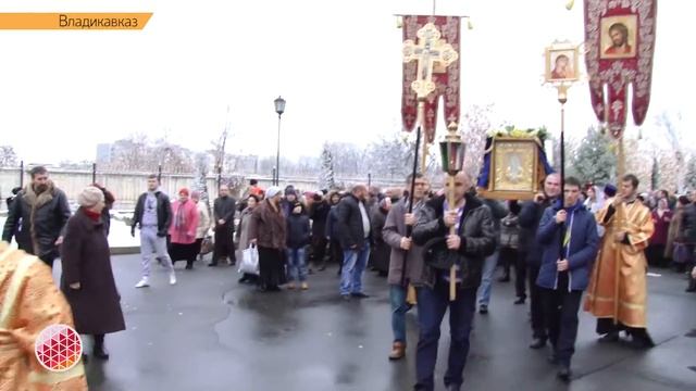 Неделю Святого Георгия в Северной Осетии отпраздновали масштабным крестным ходом смотреть онлайн