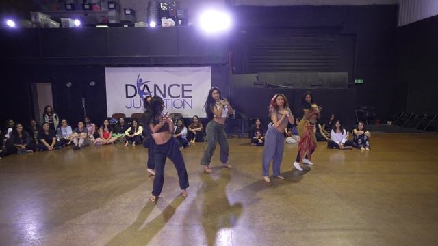 Aithey Aa - Bollywood Workshop смотреть онлайн