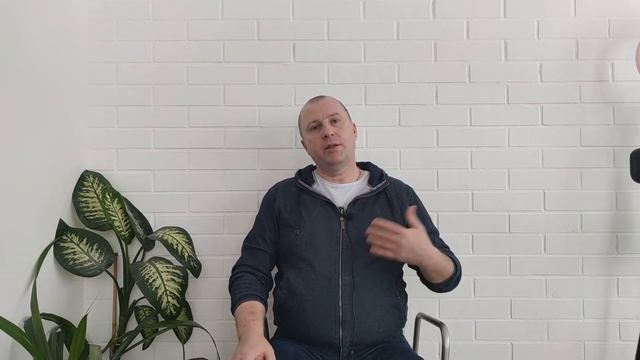 Как читать мысли любого человека. Как научиться лучше понимать людей. смотреть онлайн
