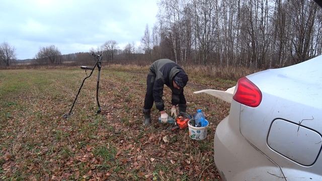 Там На Неведомых Дорожках ..КОПАЮ МЕТАЛЛ РОДОМ ИЗ СССР ! Аномальные явления что то меня туда тянет смотреть онлайн