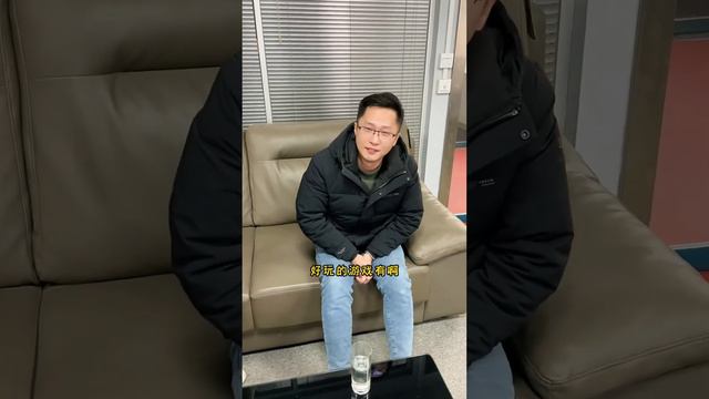 美女老板半夜来我家，还非要留宿在家里，难道他看上我了?【七月】 смотреть онлайн