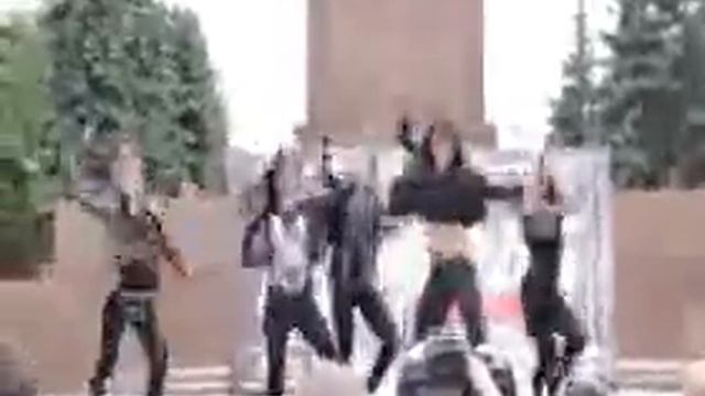 Танцы на площади смотреть онлайн