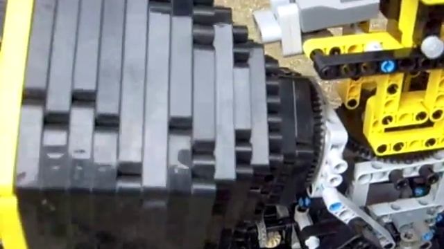 Lego Technic concrete pump смотреть онлайн