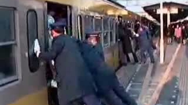 Китайцы в метро смотреть онлайн