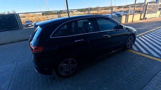 Mercedes-Benz Clase B 200 d Negro Noche смотреть онлайн