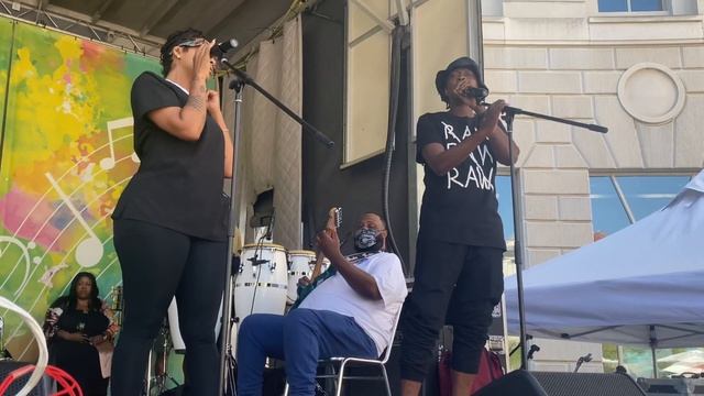 Backyard Band 9-1-23 @ Ronald Regan Building (Pt.2) смотреть онлайн