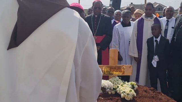 Burial to Bishop George Muthaka Mother Lucy Wangare Njuguna смотреть онлайн