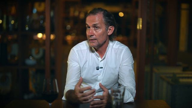 С чего лучше начинать бизнес на Бали: КАФЕ или ПРОИЗВОДСТВО смотреть онлайн