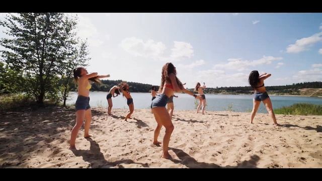 Female Dancehall - Buscando Huellas смотреть онлайн