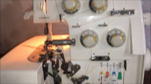 Оверлок TOYOTA SL355.Устранение плавающей строчки.Регулировка.