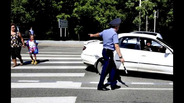 Автоюрист в Теме. Нужно Ли Водителю Ждать  Пока Пешеход полностью перейдет Дорогу