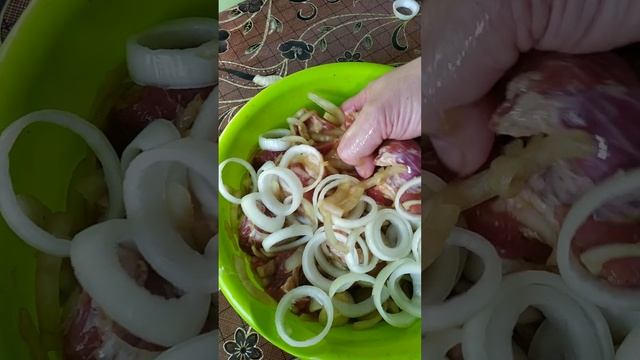 Маринад Шашлыка по рецепту Константина Ивлева только на пиве..