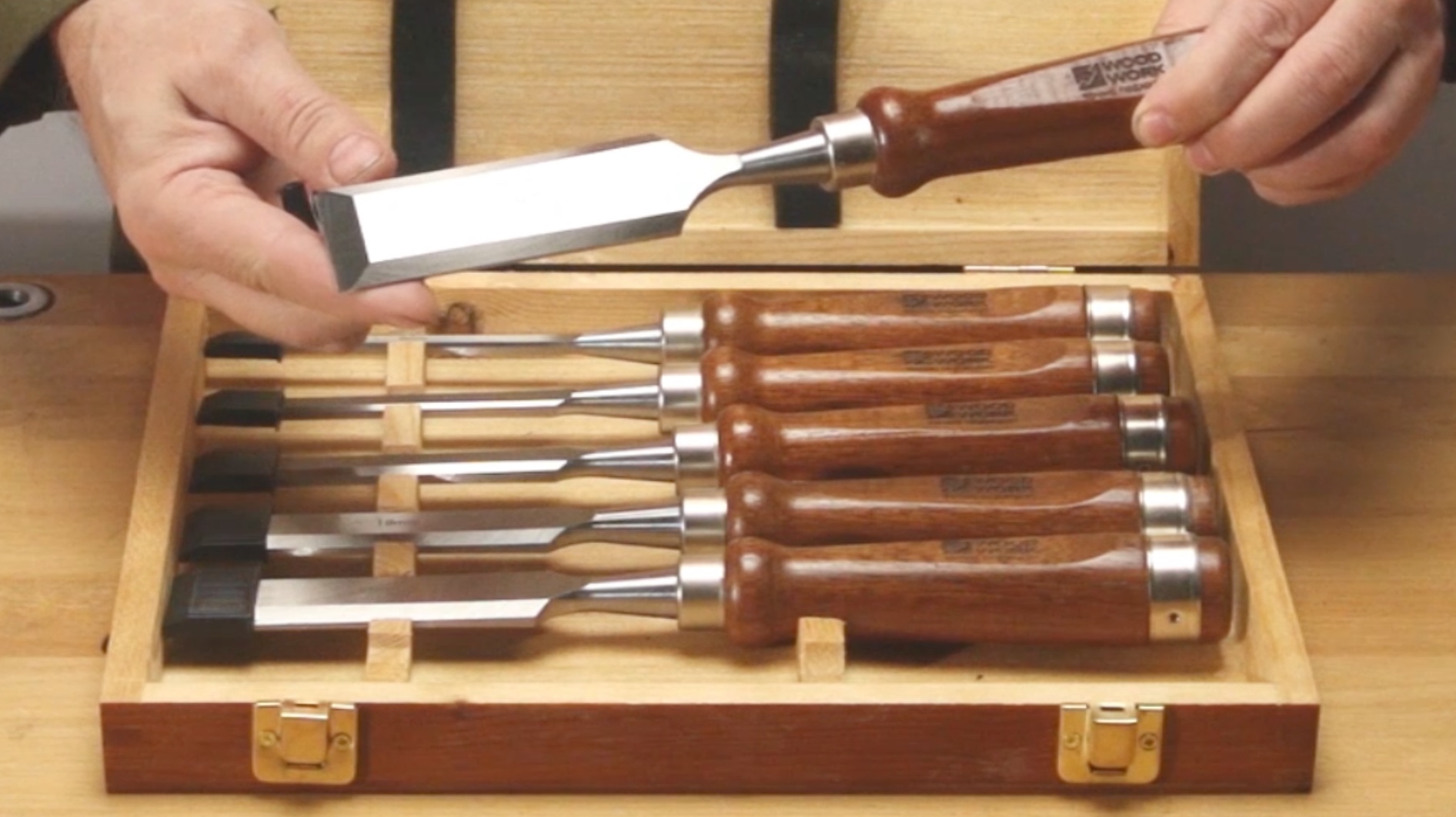 Обзор столярных стамесок | Столярные прямые стамески в наборе PTS-600 WOODWORK Carpentry chisels смотреть онлайн