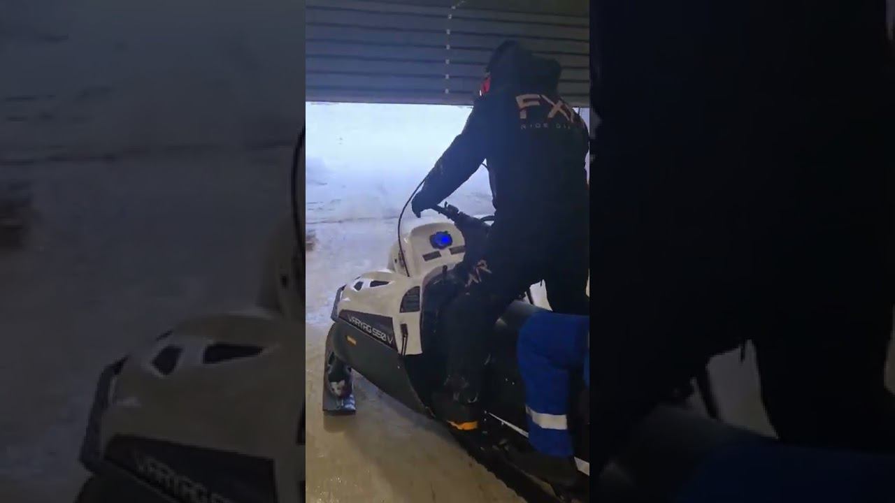 Выезд из гаража скорая смотреть онлайн