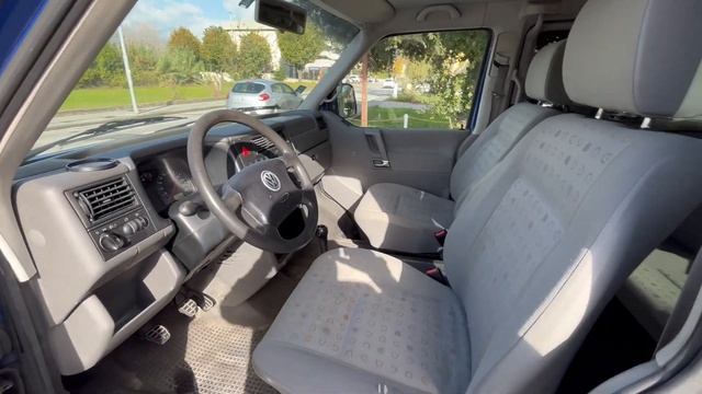 Vw CARAVELLE 2.5 8posti смотреть онлайн