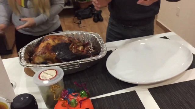 Как отмечают день благодарения в США смотреть онлайн