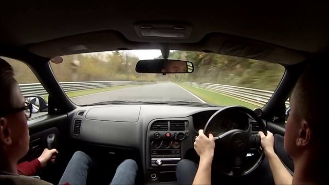 Touristenfahrten Nordschleife 09.11.14 Nissan Skyline GTR R33
