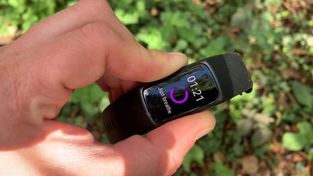 Perfect Gift? Google FITBIT CHARGE 5 Full Review | Inbuilt GPS - 3 Sleep Stages - ECG - 24/7 HR смотреть онлайн