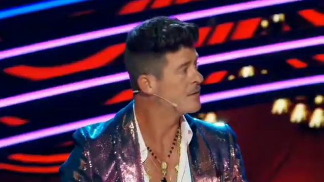 Robin Thicke Think S'More Could Be Kevin Richardson / The Masked Singer Season 10 Ep. 2 смотреть онлайн