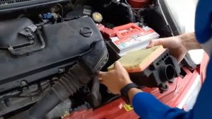 Замена воздушного фильтра Nissan Micra/March K12
