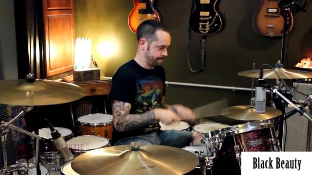 Ludwig Black Beauty Vs. Pearl Beaded Brass Sensitone смотреть онлайн
